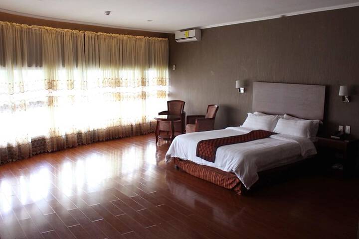 Room 4 of 31