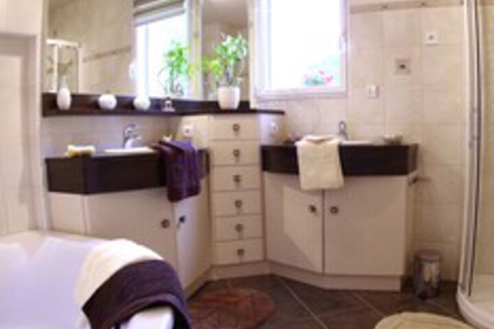 Room 2 of 21