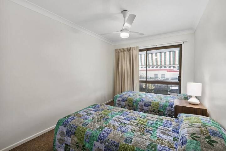 Room 7 of 28