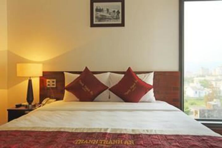 Room 42 of 91