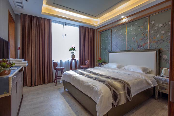 Room 20 of 43