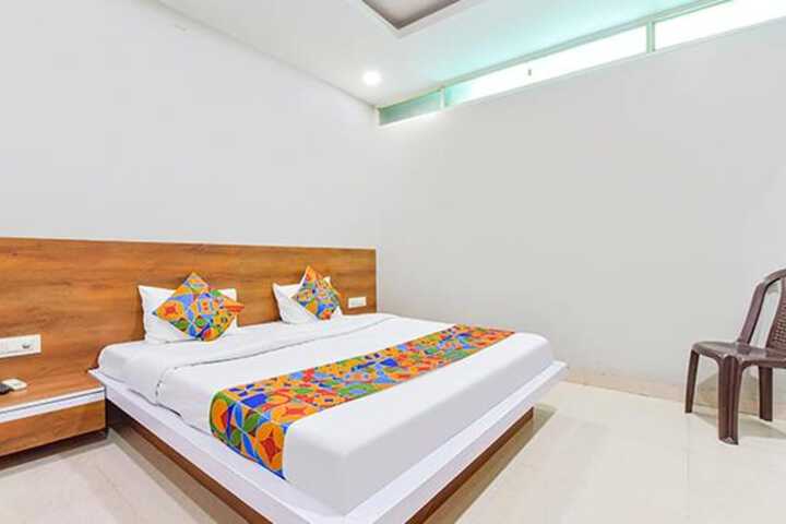 Room 14 of 43