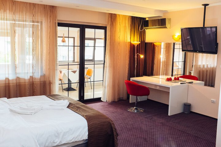 Room 28 of 31