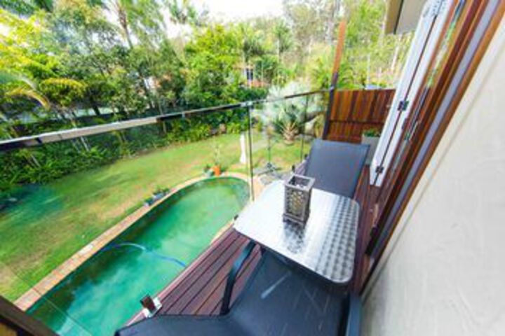 Terrace/Patio 2 of 38