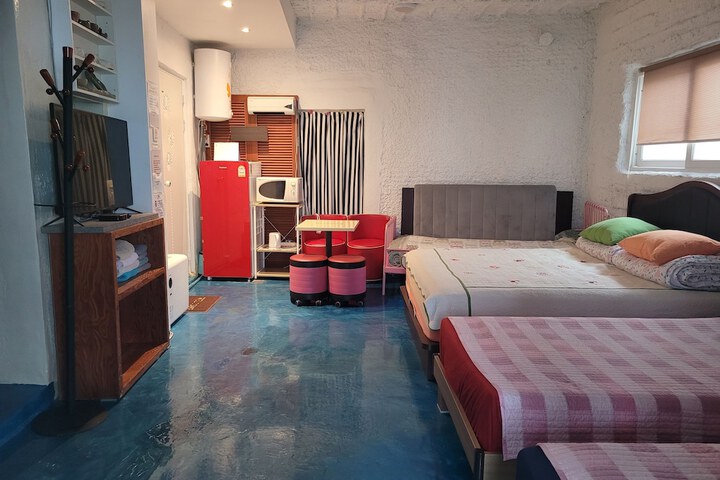 Room 26 of 131