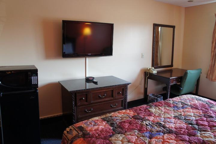 Standard | King Bed (11 of 20)