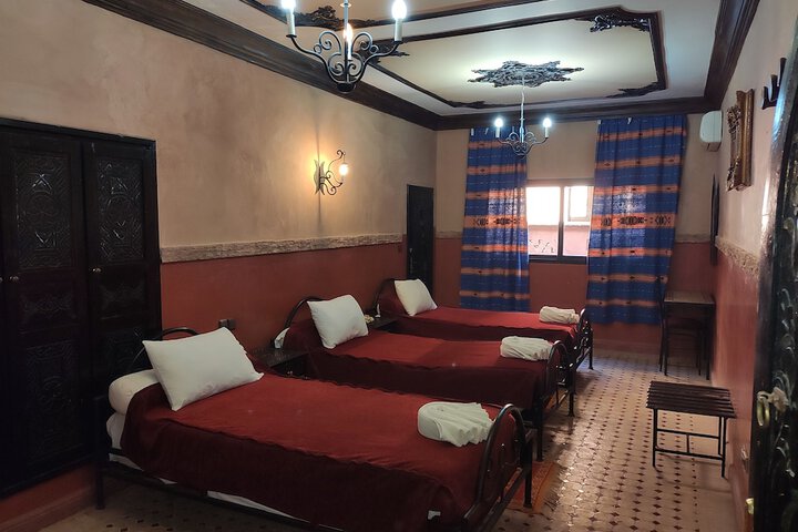 Room 10 of 98