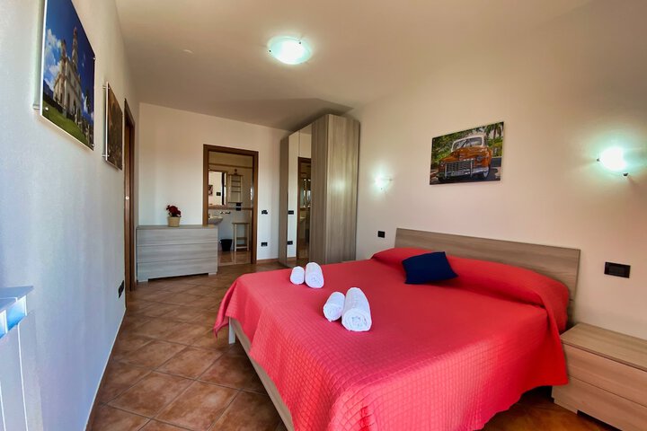 Room 20 of 212