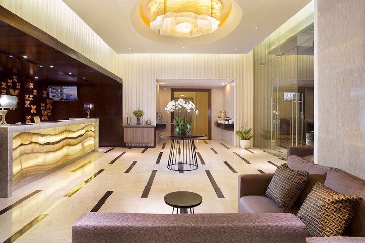 Hotel Lobby