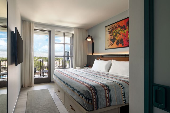 Room 15 of 43