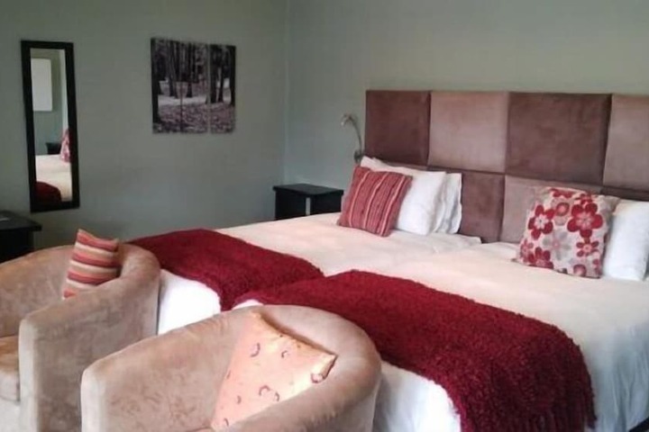 Room 5 of 13