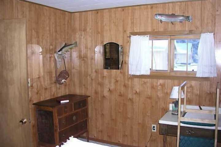 Room 108 of 218