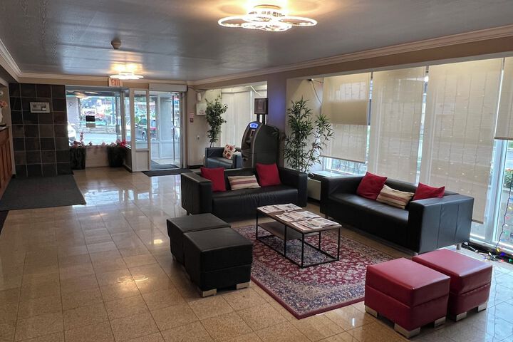 Hotel Interior 7 of 51