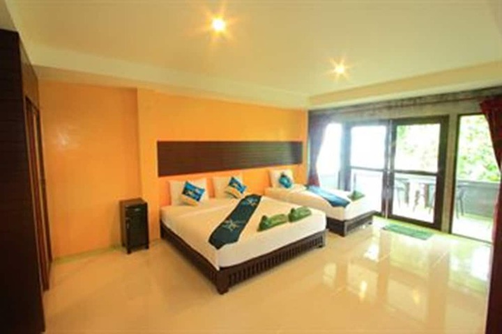 Room 17 of 65