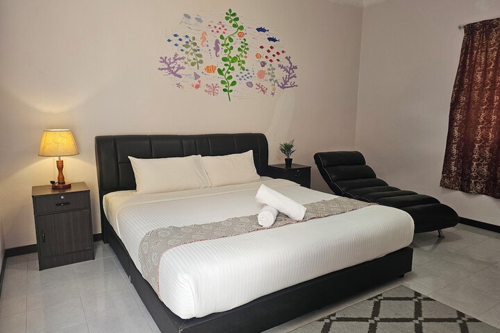 Room 5 of 46