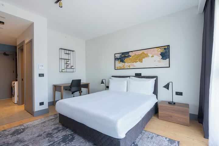 Room 13 of 74