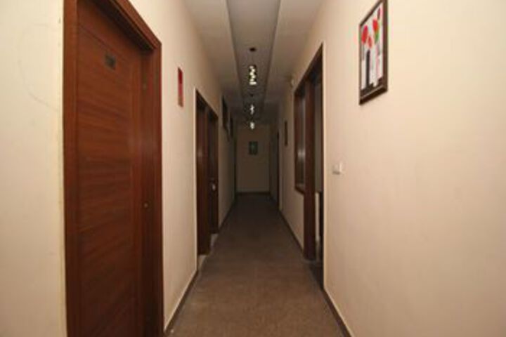 Ballroom/Hall 23 of 28
