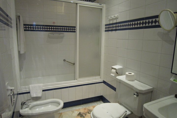 Room 47 of 69