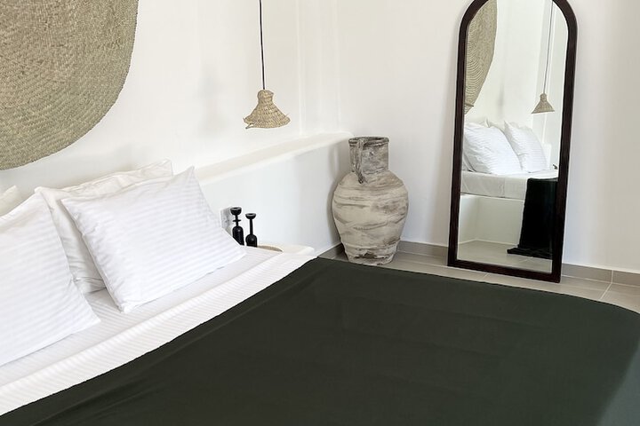 Room 11 of 23