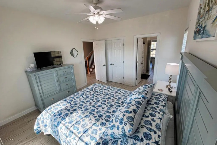 Room 3 of 15