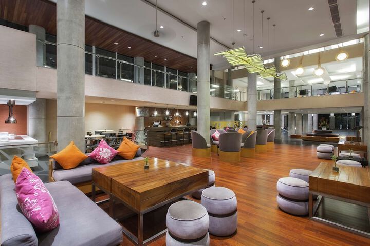 Guest Lobby