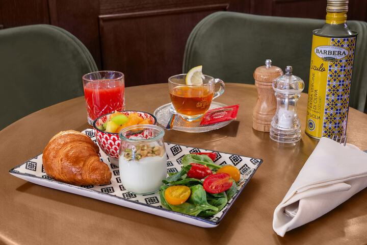 Breakfast/Coffee Service 38 από 51