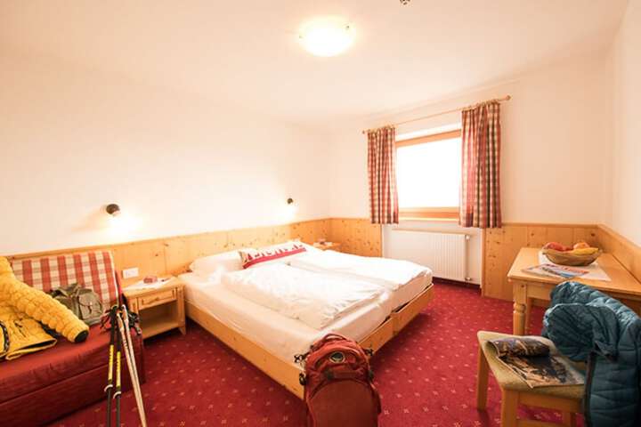 Room 4 of 21