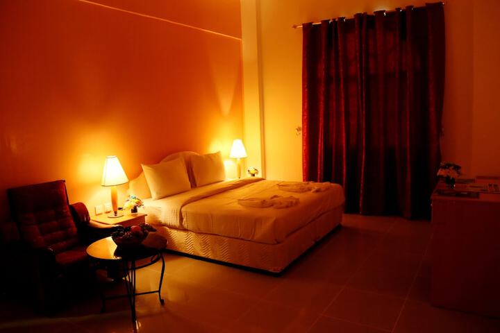 Room 5 of 34