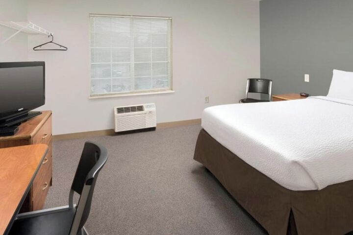 Room 3 of 15