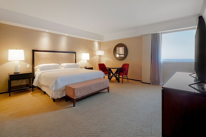 Room 48 of 256
