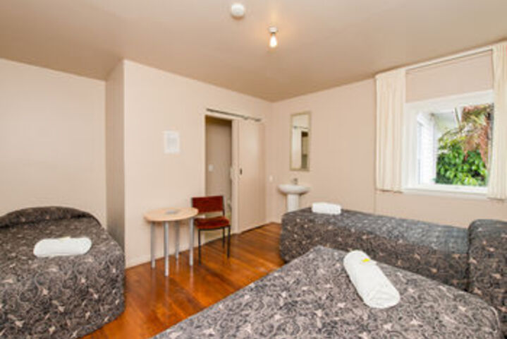 Room 16 of 17