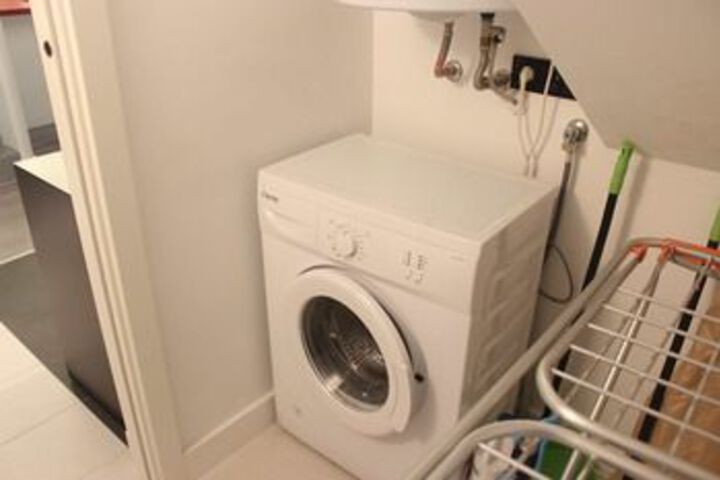 Room 9 of 23