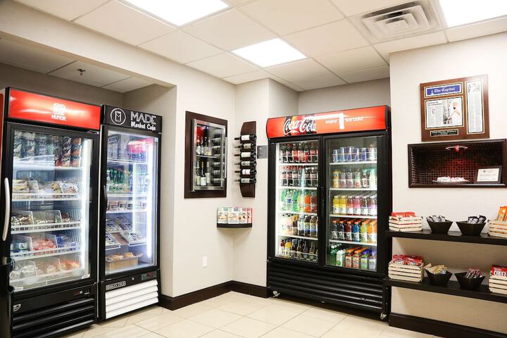 Snack bar