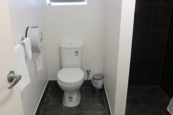 Room 8 of 15