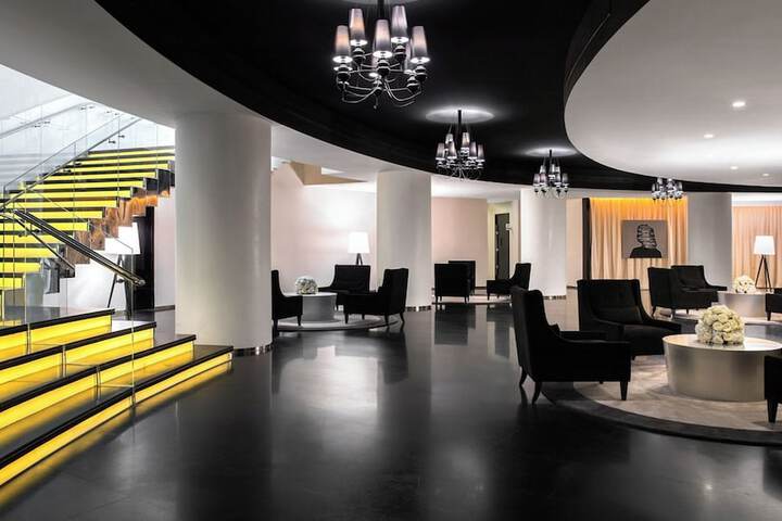 Lobby Entry