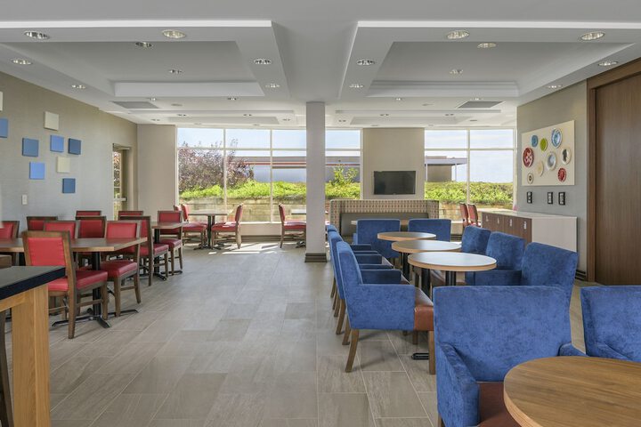 Breakfast/Coffee Service 53 of 103