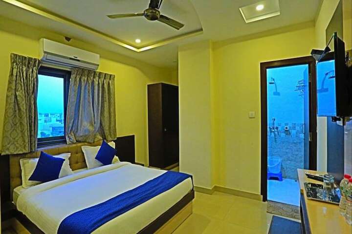 Room 10 of 37