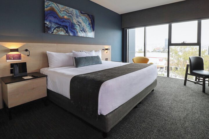 Room 37 of 118