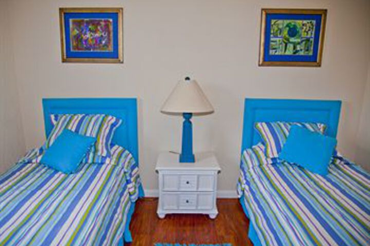 Room 7 of 36