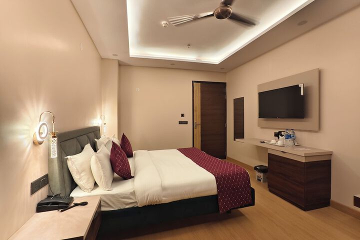 Room 16 of 73