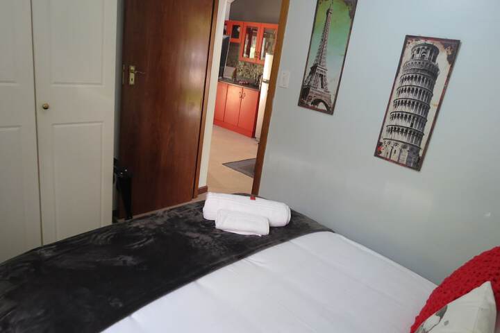 Room 5 of 49
