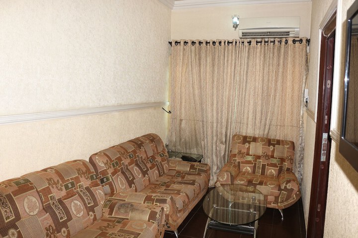 Room 15 of 51