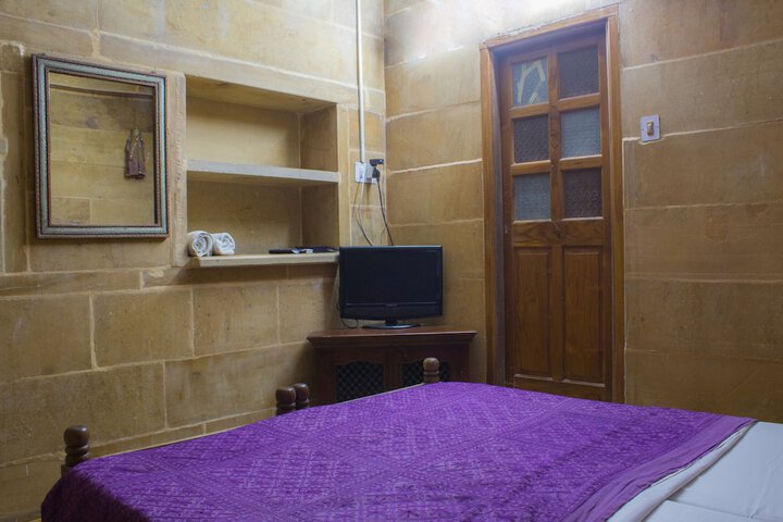 Room 20 of 52