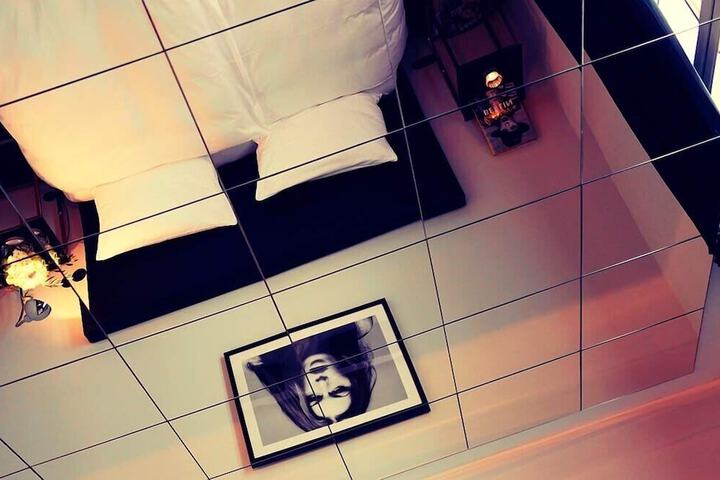 Room 32 of 79