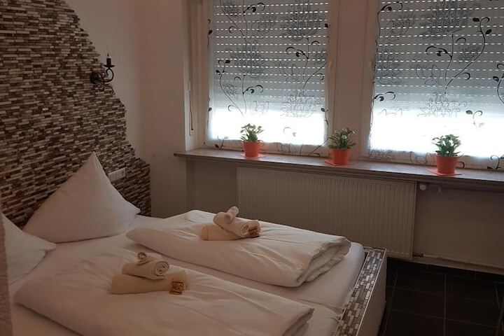 Room 5 of 46