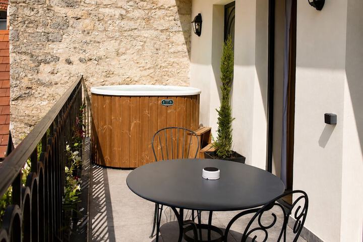Terrace/Patio 43 of 91