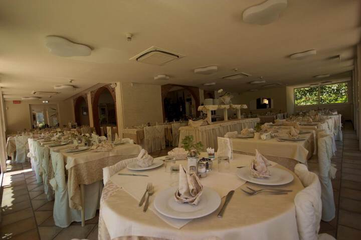 Dining Photos