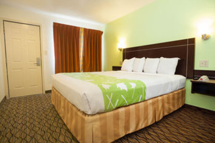 Room 44 of 57