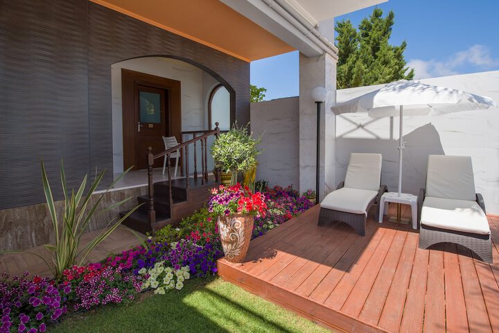 Terrace/Patio 42 of 43