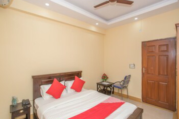 Room 15 of 27